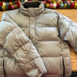 Columbia Titanium Silver Puffer Jacket